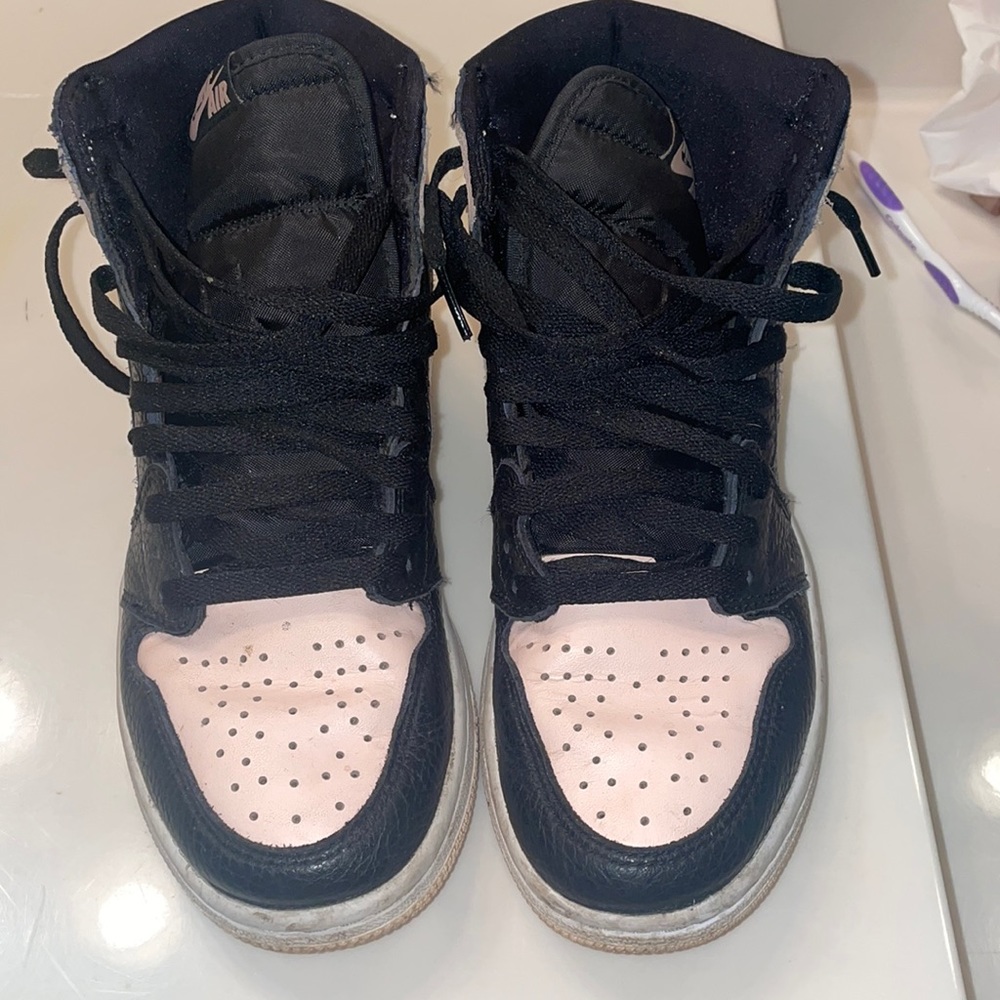 Light pink and black Jordans size 7